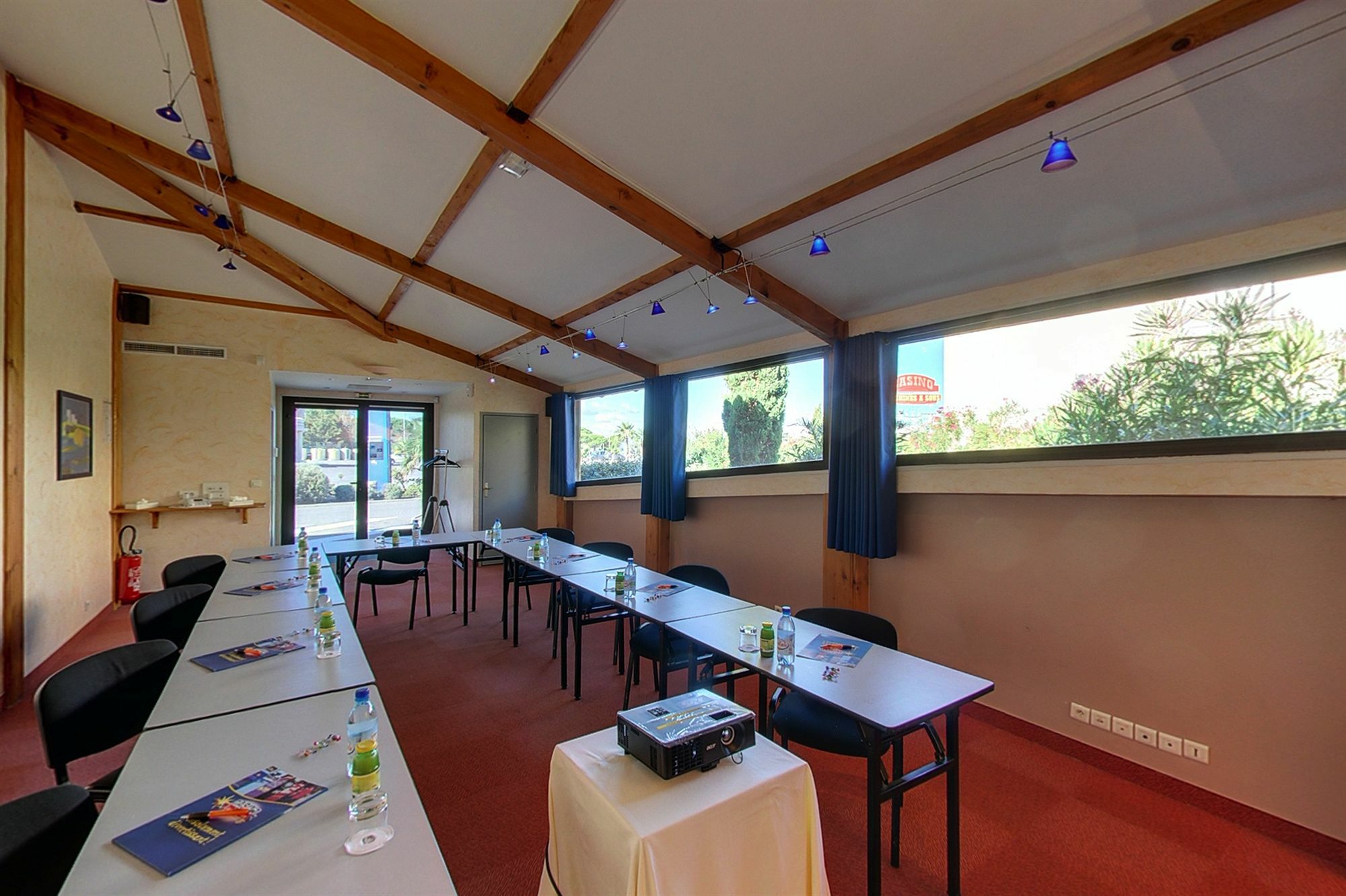 Hotel Le Phoebus Garden & Spa Gruissan Zewnętrze zdjęcie